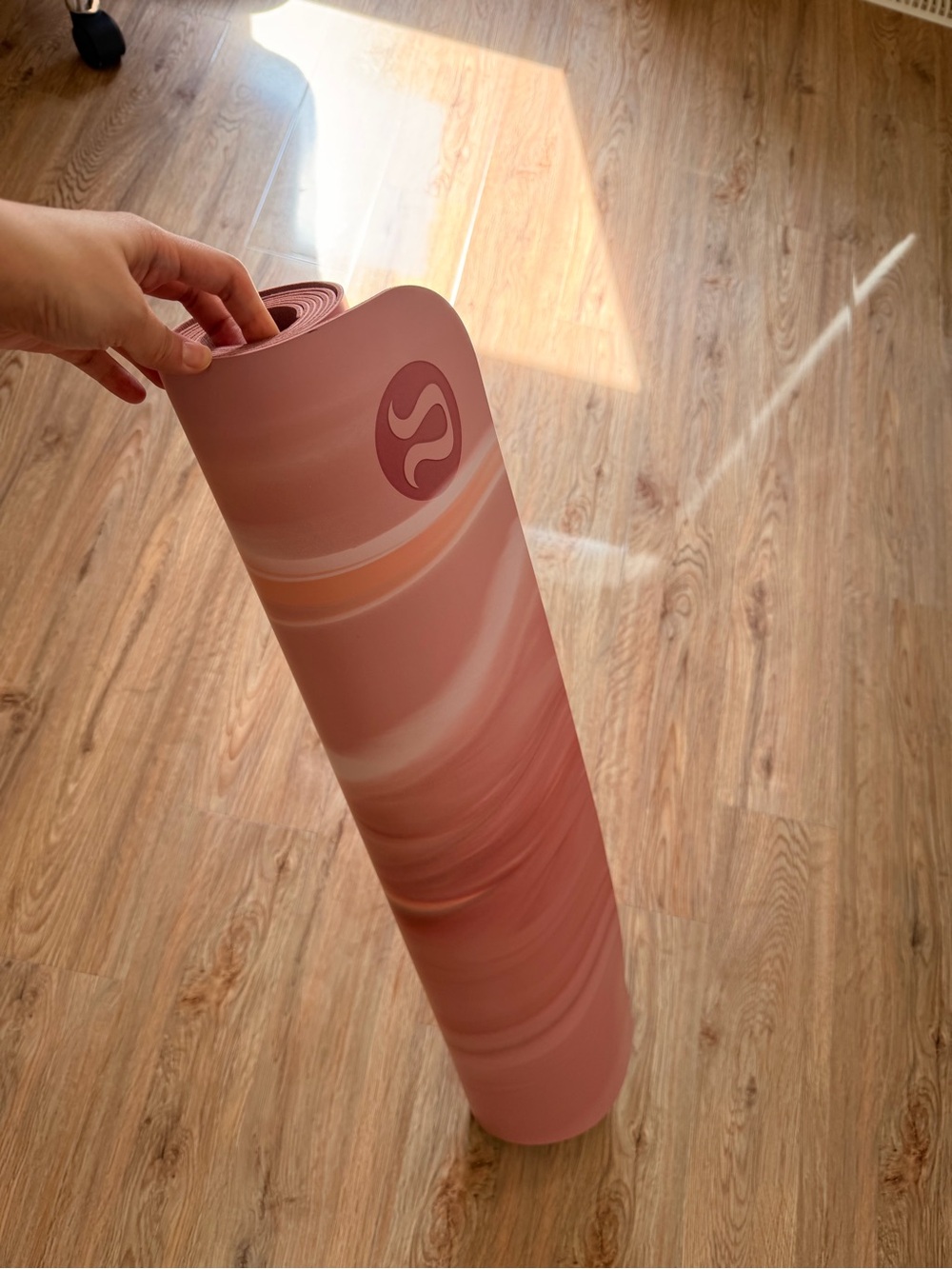 Lululemon 3mm - Pink Swirl Yoga Mat